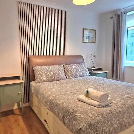 公寓 Modern Two Bed With Parking