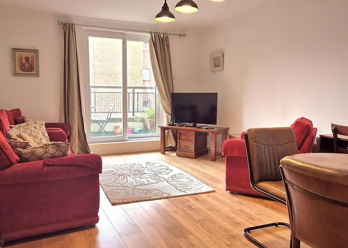 Modern Two Bed With Parking 아파트 *